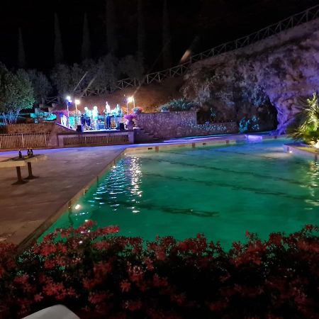 Aparthotel Borgo Di Barigianino Sovicille Exterior foto