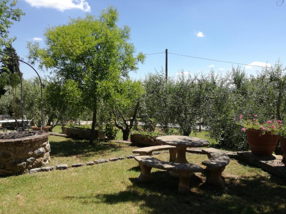 Aparthotel Borgo Di Barigianino Sovicille Exterior foto